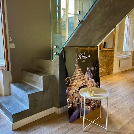 Luxury In Center Florence