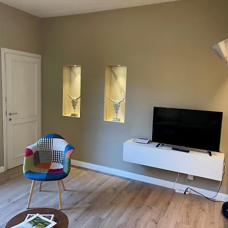 Luxury In Center *